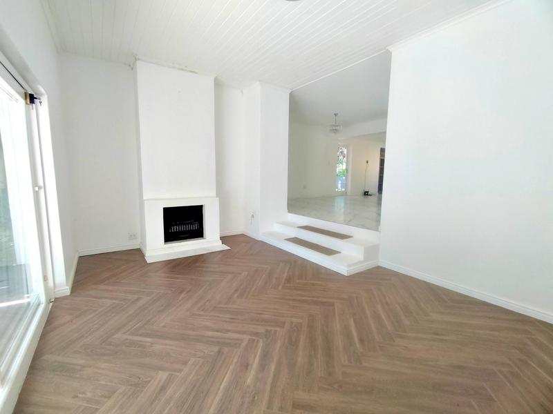 To Let 3 Bedroom Property for Rent in Hout Bay Western Cape